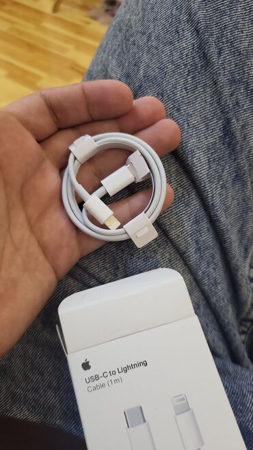 notebook toshiba i5 8gb: Apple USB‑C to Lightning kabeli (1 m) - Rəsmi Apple qablaşdırması ilə