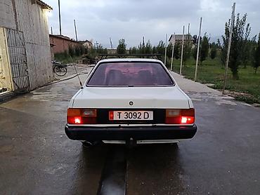 Унаа сатуу: Audi 80: 1986 г., 1.8 л, Кол менен иштөөчү, Бензин, Седан — 6