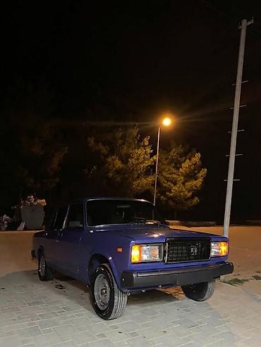 bmw maşını: VAZ 2107, dördqapılı sedan, tünd mavi rəng. - Kuzov: klassik “07” — 5