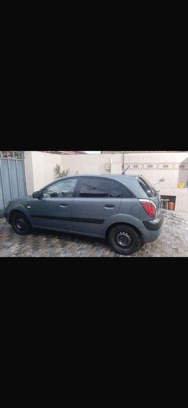 bmw satisi: Kia Rio: 1.5 l | 2007 il Hetçbek