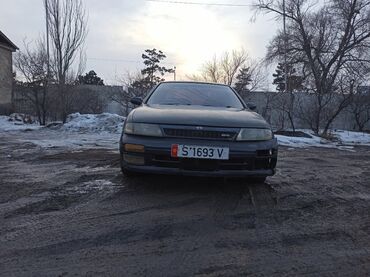 ниссан джип: Nissan Bluebird: 1993 г., 2 л, Автомат, Бензин, Седан