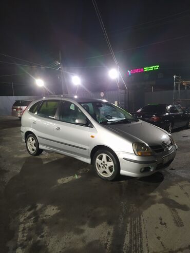 автомобили нисан: Nissan Almera: 2001 г., 1.8 л, Механика, Бензин, Хетчбек