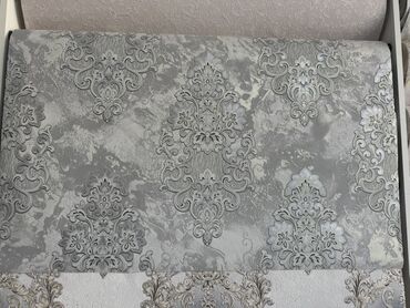 isvec divarı: Divar kağızı, Kağız, Adi divar kağızı