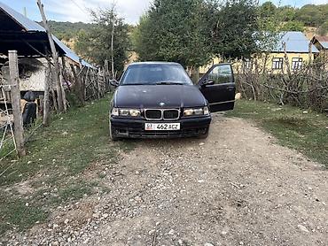 лак авто: BMW 3 series: 1992 г., Механика, Бензин, Седан — 1
