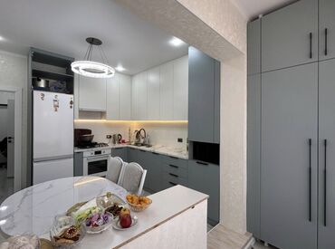 срочно связи переездом: 🏡 Продаю квартиру в ЖК “Аалам Сити”! ✨ 1-комнатная, переделана в