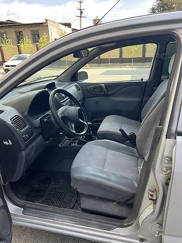 infinity fx35: Mitsubishi Space Star: 2000 г., 1.3 л, Механика, Бензин, Хэтчбэк — 10