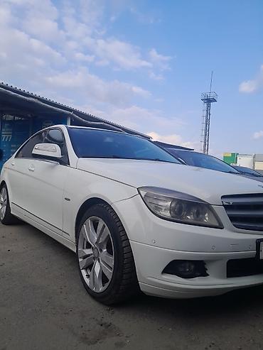 xpeng g3: Mercedes-Benz C-Class: 2008 г., Седан — 3