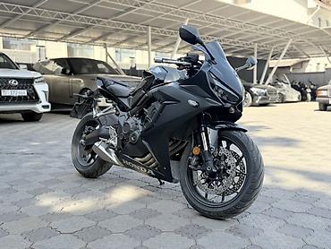 Спортбайк Honda, 650 куб. см, Бензин, Взрослый, Б/у at lalafo.kg Спортбайк Honda, 650 куб. см, Бензин, Взрослый, Б/у