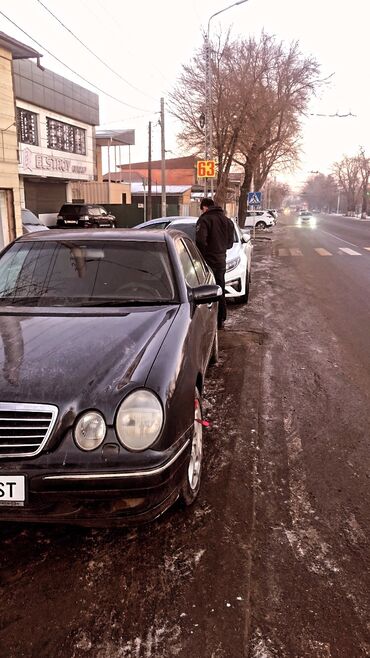 320 мерс: Mercedes-Benz SL 320: 2001 г., 3.2 л, Автомат, Бензин, Седан