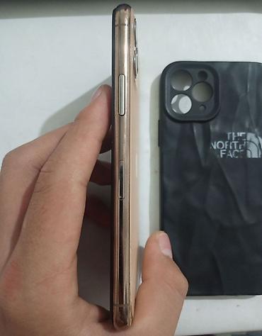 iphone 10plus: IPhone 11 Pro, Б/у, 256 ГБ, Золотой, Чехол, 80 % — 4