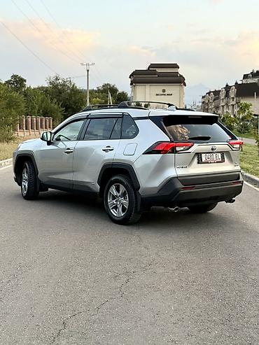 батарейки на гибрид: Toyota RAV4: 2022 г., 2.5 л, Автомат, Гибрид, Кроссовер — 4