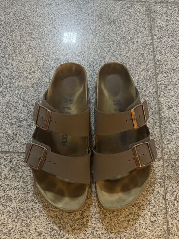 ортопедические сандали: Шлепанцы Birkenstock, оригинал, покупали в Милане за 120€, носила 1,5