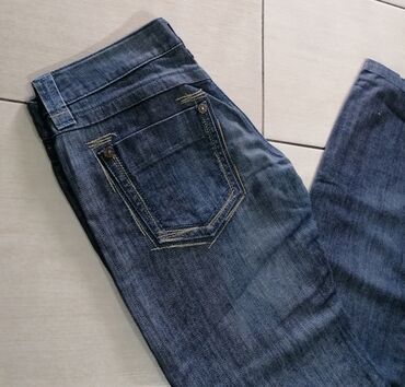 guess pantalone zenske: Jeans, Regular rise, Straight