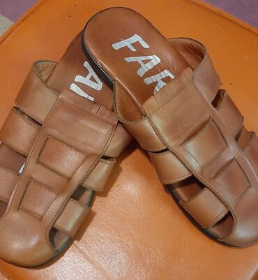 шипы на обувь: Мужские шлёпки Фарфала441. Турция, кожа Коричневые- 40, 41 Черные-41