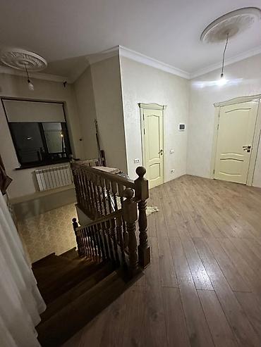 Продажа коттеджей и домов: 🏡 Продается современный 2-этажный кирпичный дом в районе Кызыл-Аскер — 24