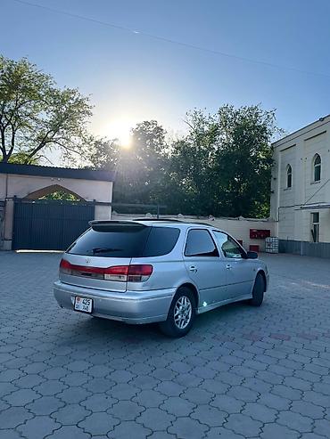 Toyota Caldina: 1998 г., 2 л, Автомат, Бензин, Универсал