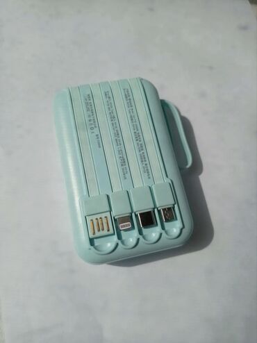 Внешние аккумуляторы: Новейший повер банк на 20000 mah с 4 встроенными проводами разных
