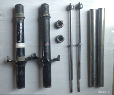 Амортизаторы, пневмобаллоны: Комплект амортизаторов Toyota — 10