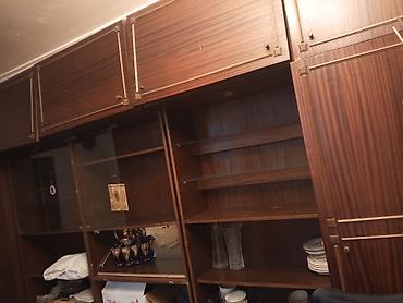 vitrin polkalar satilir: Klassik üslubda iri divar dolabı-vitrin - Material: taxta əsaslı — 1