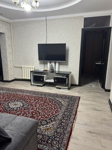 Долгосрочная аренда домов: 100 м², 4 комнаты, Бронированные двери, Евроремонт, Парковка