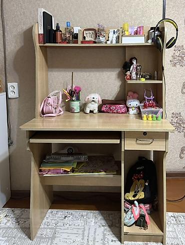 study table: Компьютерный стол, Б/у, С полками — 1