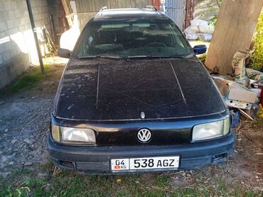пасад универсал: Volkswagen Passat: 1991 г., 2 л, Механика