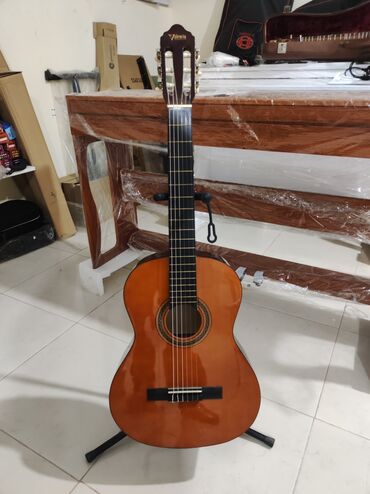 gitara satisi: Klassik gitara, Yeni, Rayonlara çatdırılma