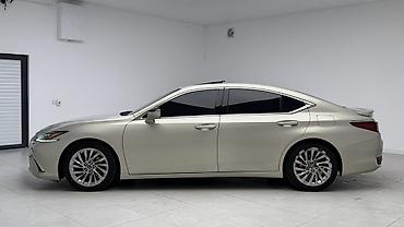 бампера на е34: Lexus ES: 2019 г., 2.5 л, Автомат, Гибрид, Седан — 4