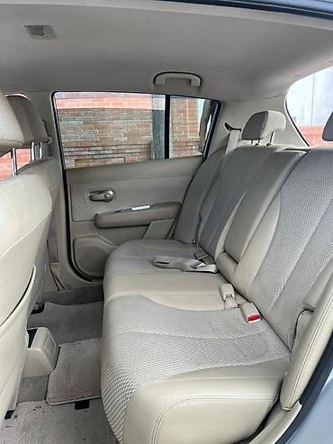 nissan tiida: Qadın isdifadə edib çox ekonomik maşındır sadəcə iş üçün sürülüb — 5