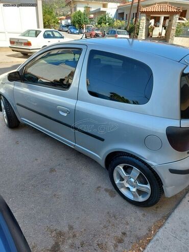 Toyota Yaris 1 l. 2000 | 182116 km