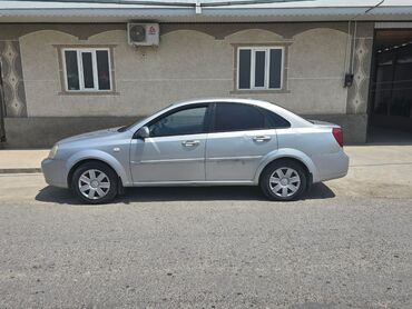 срочная продажа авто по низким ценам: Chevrolet Lacetti: 2007 г., 1.4 л, Механика, Газ, Седан