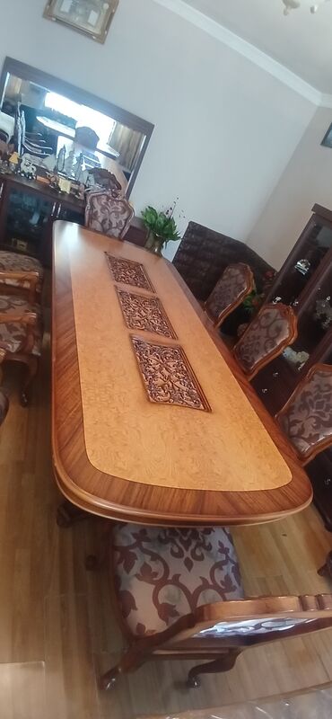 malaziya masa ve oturacaq: Qonaq otağı üçün, İşlənmiş, Açılmayan, Oval masa, 8 stul, Malayziya