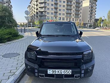 qolf kar: SUV – Tank 300 Black Edition - Korpusu: tam qara rəng, aqressiv — 2