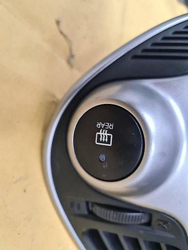 PREKIDAČ GREJAČA ZAD. STAKLA ZA HYUNDAI IX35