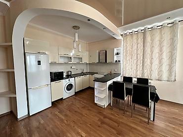 Долгосрочная аренда квартир: 3 комнаты, Агентство недвижимости — 3