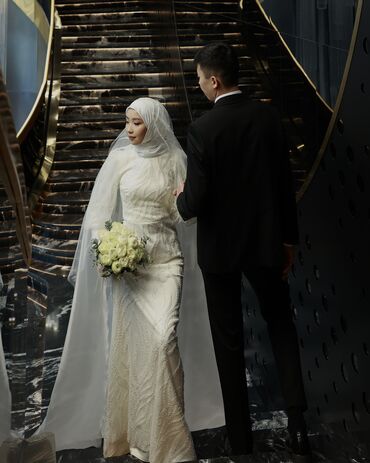 длин платье: Прокат свадебного платья Размер S-M (42-44) С фатой Длина 170 Шлейф