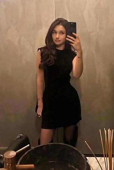 dərzi işləri: Qrafik dizayner, 19 yaş, 1-2 illik təcrübə, Dəyişən qrafik — 1