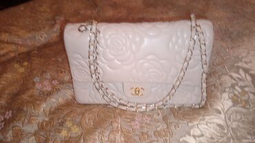 Çantalar: Chanel, İşlənmiş