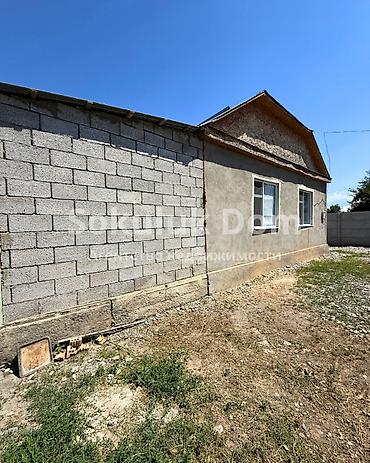 1: 🏠Продается дом в с. Сокулук 🟡Комнаты: 3 🟡Участок: 7 соток — 3