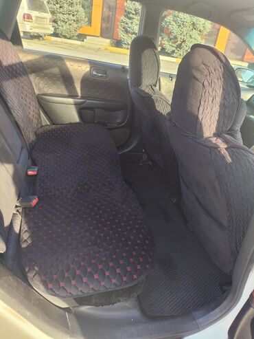 Honda: Honda Civic: 2002 г., 1.5 л, Вариатор, Бензин, Хэтчбэк — 10