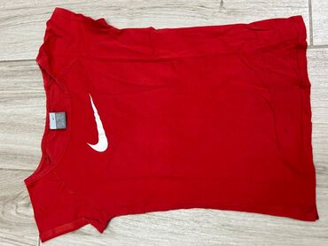 mornarska majica: Nike, S (EU 36), color - Red