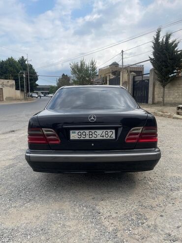 Mercedes-Benz: Mercedes-Benz E-Class (W210) sedan İdeal vezyetdedi maşın. Mator — 4