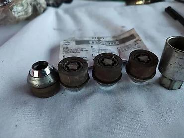 Gume i felne: SIGURNOSNE MATICE ZA ALUMINIJUMSKE FELNE ZA FORD FIESTU | Sigurnosne — 2