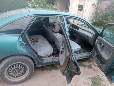 Mazda: Mazda 626: 1992 г., 2 л, Механика, Бензин, Хэтчбэк