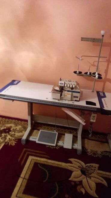 Tikiş maşınları: Peşəkar tikiş avadanlıqları komplekti Tərkib: - DİT (DOIT) sənaye düz — 5