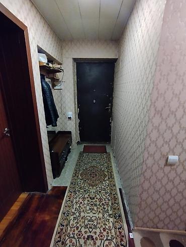 Mənzillər: Bakı, 8-ci kilometr, 3 otaqlı, Köhnə tikili, m. Neftçilər, 60 kv. m — 9