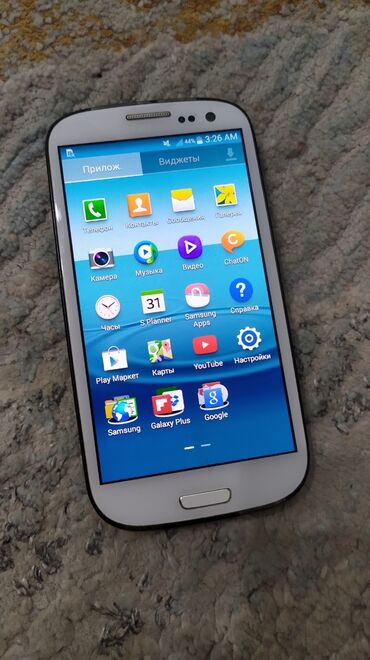 samsung galaxy s5 duos: Samsung I9300 Galaxy S3, Б/у, 16 ГБ, цвет - Белый, 1 SIM