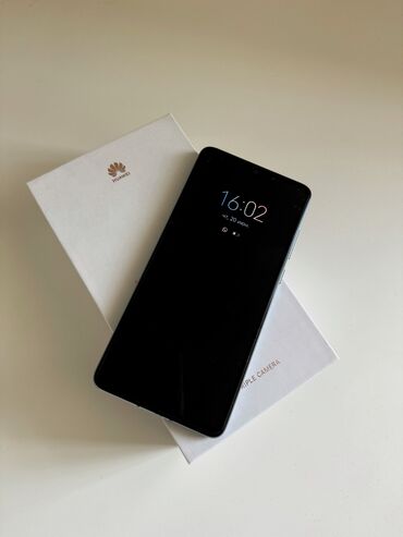 хуавей телефон: Huawei P30, Колдонулган, 128 ГБ, түсү - Көгүлтүр, 2 SIM