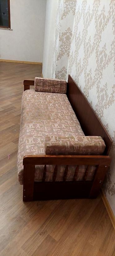 divar desən: Taxta çərçivəli tək nəfərlik divan‑çarpayı - Material: möhkəm taxta — 3