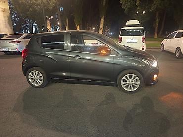 spark 2020 avtomat: Chevrolet Spark: 2020 г., 1 л, Автомат, Бензин, Хэтчбэк — 2